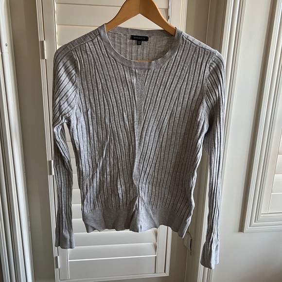 Ribbed, bodycon, lightweight scoopneck sweater - Picture 1 of 7